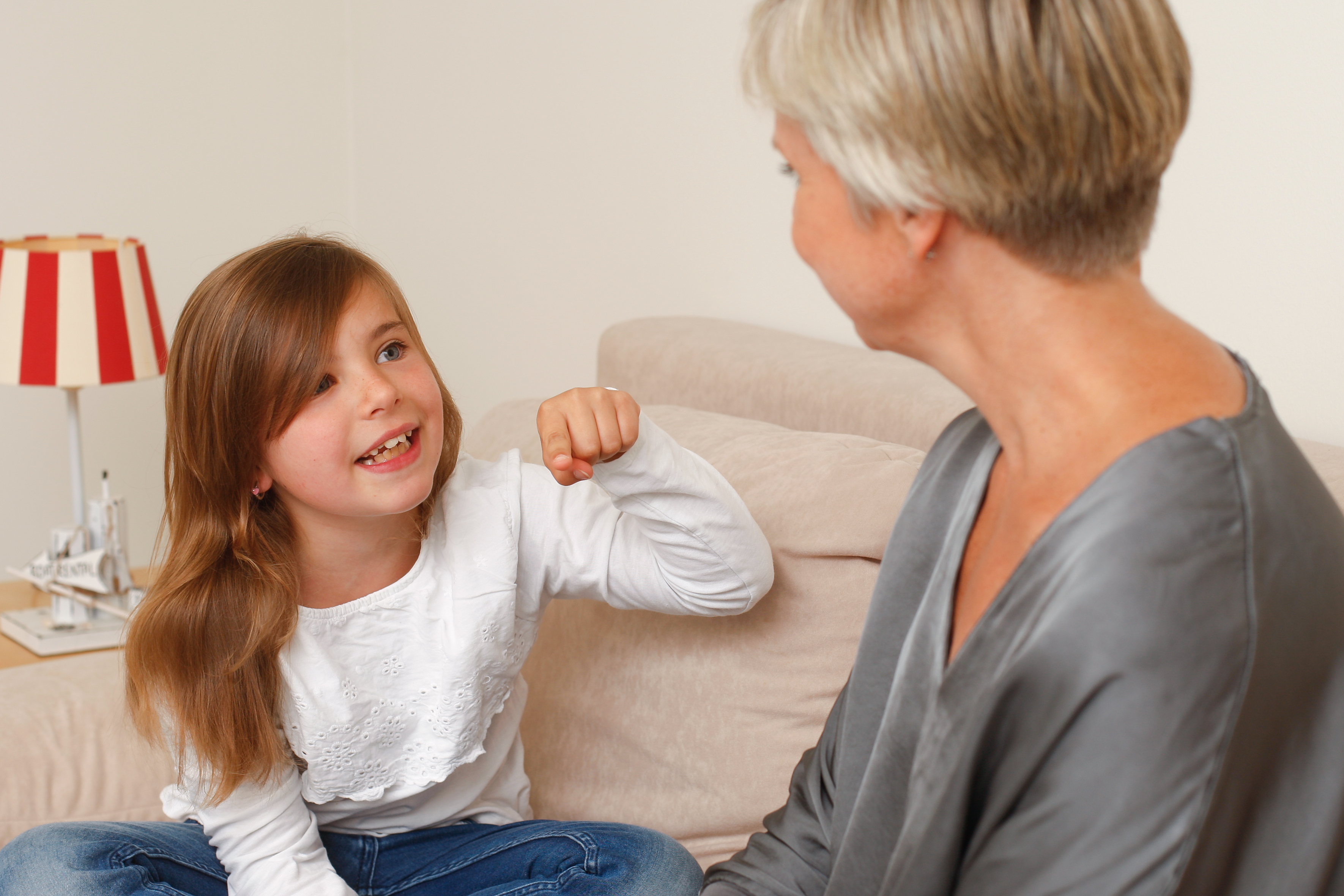 Daniela Hartleb mit Kind beim Coaching